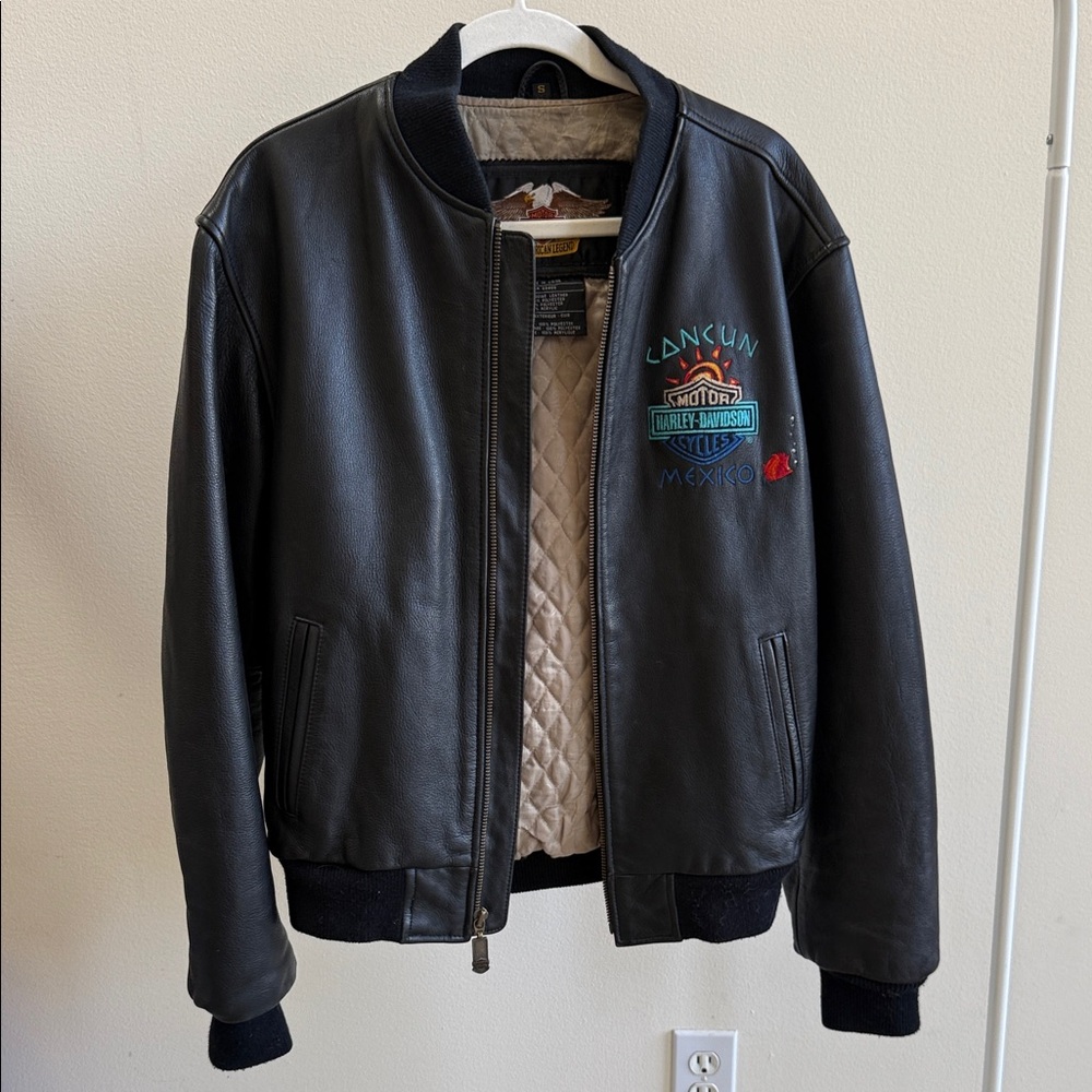 HARLEY DAVIDSON Black Leather Jacket with Embroidered Design GENUINE LEATHER